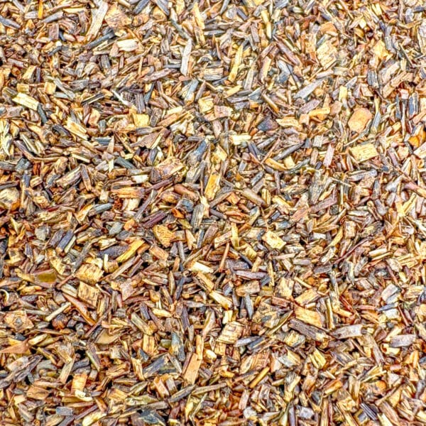 infusion rooibos, thé rouge bio, mélange doux et apaisant, infusion sans caféine, rooibos d'Afrique du Sud, préparation pour rooibos bio, thé relaxant, infusion naturelle, rooibos doux et réconfortant, boisson pour le soir, thé aux propriétés digestives.