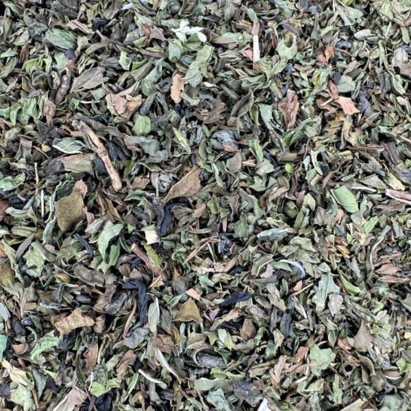 infusion verte et rafraîchissante, thé vert traditionnel, mélange de thé vert et menthe, potion vivifiante, thé bio aux saveurs marocaines, préparation pour thé vert, boisson fraîche et énergisante, thé vert au goût authentique.