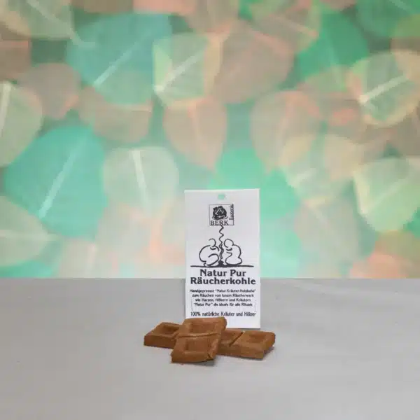 Charbon de bois naturel : charbon végétal, charbon écologique, charbon bio, charbon organique, charbon artisanal, charbon naturel à base d’herbes et de bois, charbon écologique à base de plantes, charbon de bois sans additifs, charbon de bois pur, charbon de combustion naturelle.