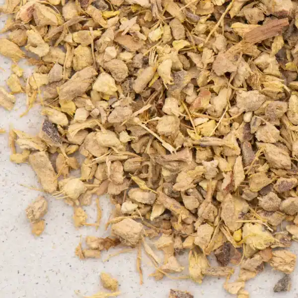 Racine de galanga racine de galanga, petit galanga, Alpinia officinarum, galanga séché, galanga médicinal, plante digestive, racine tonique, galanga infusion, décoction galanga, racine asiatique, plante ayurvédique, herboristerie galanga, racine réchauffante, galanga bienfaits, épice médicinale