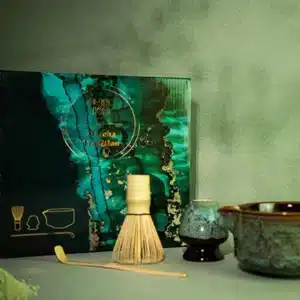 kit de préparation matcha, ensemble de préparation matcha, accessoires pour matcha, matériel de préparation matcha, kit de thé matcha, bol en céramique pour matcha, fouet en bambou, cuillère en bambou, support pour fouet, ustensiles pour matcha